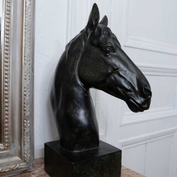 Sculpture Cheval en majesté